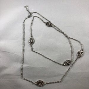 **5 items for $5** Silver Tone Necklace